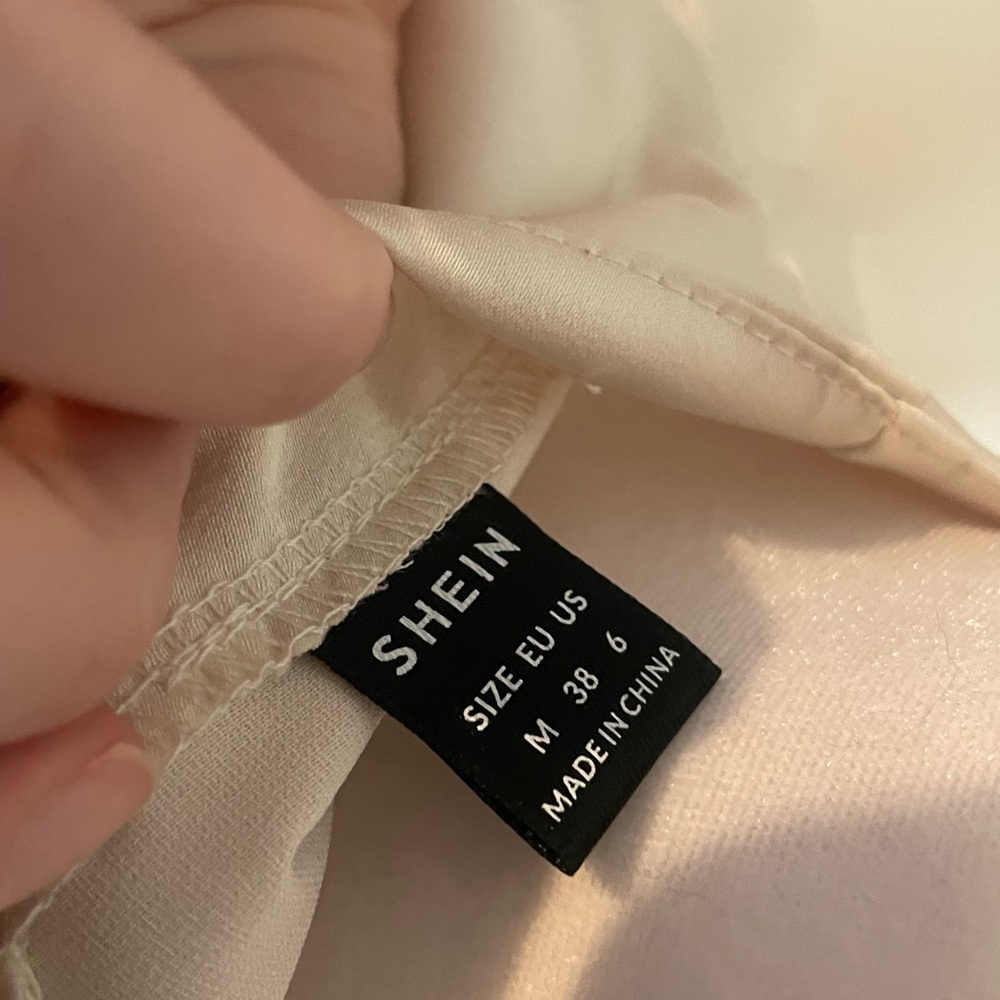 3/$15 SHEIN Cream Long Sleeve Dress - Picture 5 of 5